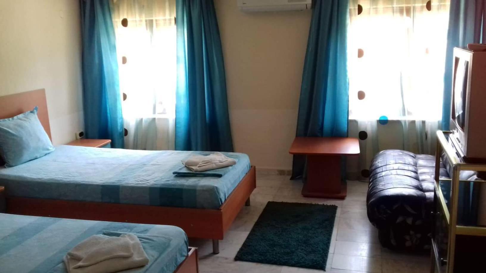 Hotel Iglika Yambol Zimmer foto